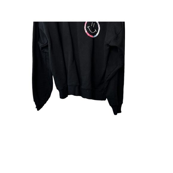 Black Smiley Face Embroidered Crewneck Long Sleeve Sweatshirt Size Large - Picture 3 of 6